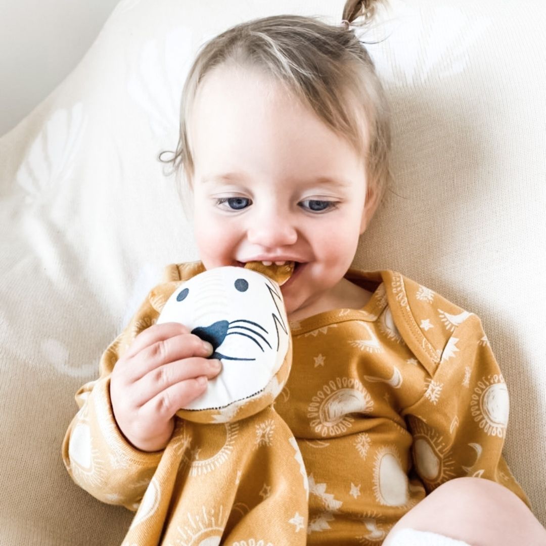 (NEW) Dash Kippin Organic Cotton Baby Comforter (7621164040441)