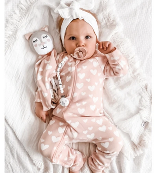 Introducing comforter to sales baby