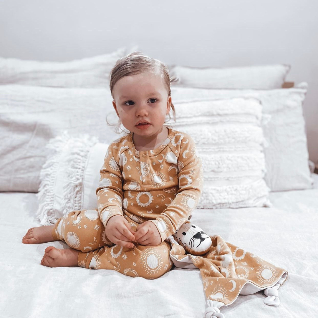(NEW)  Dash Kippin Organic Cotton Baby Comforter (7621164040441)
